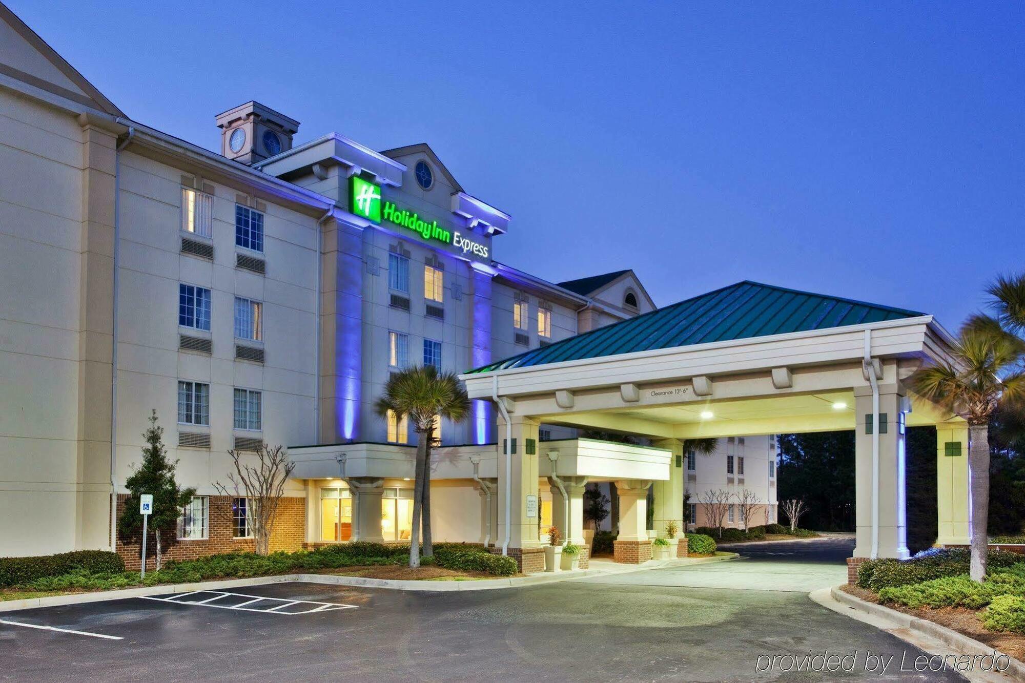 Holiday Inn Express Myrtle Beach-Broadway At The Beach By Ihg Εξωτερικό φωτογραφία